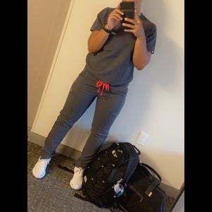 Figs skinny scrub pants with matching one pocket scrub top